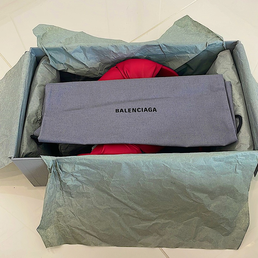 Balenciaga Drapy Sandal - Picture 8 of 8